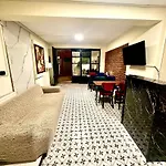 The Pera Vista & 1 One Facilities Hotel