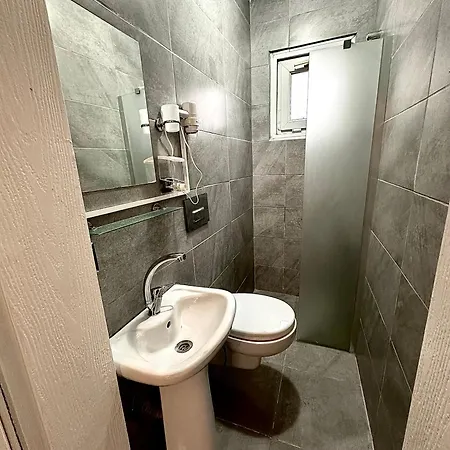 Pera Vista Taksim Hotel 3*