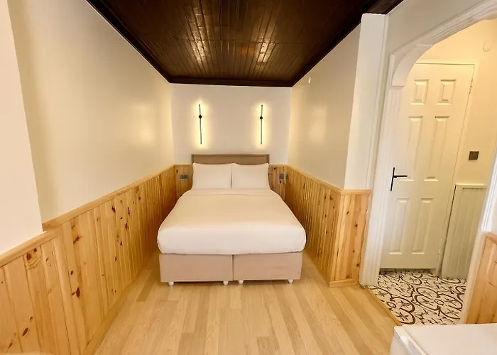 The Pera Vista & 1 One Facilities Hotel