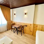 The Pera Vista & 1 One Facilities 3* Istanbul