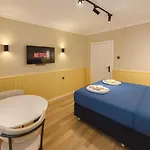 The Pera Vista & 1 One Facilities