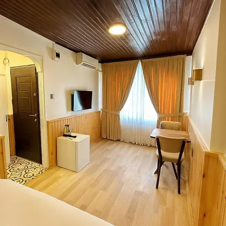 Hotel The Pera Vista & 1 One Facilities